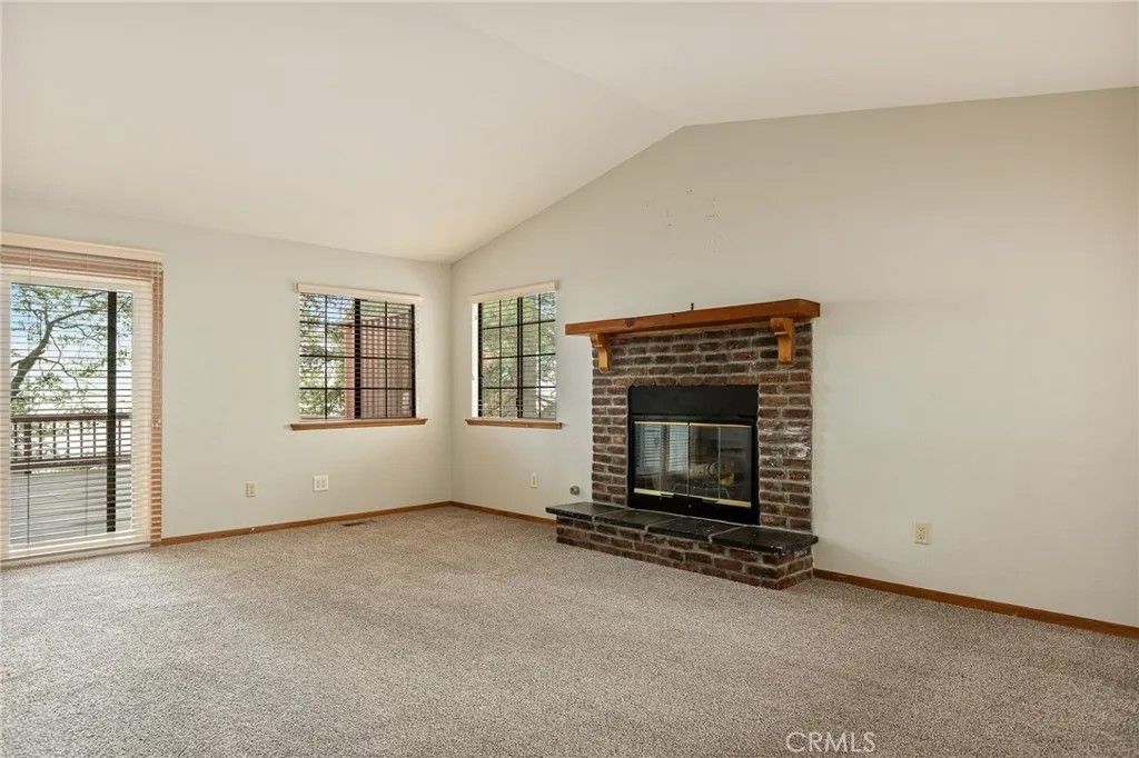 Photo of 30668 Ferndale Dr, Running Springs, CA 92382 (MLS # IG26078297)