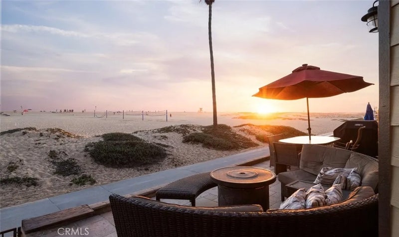 412 E Oceanfront