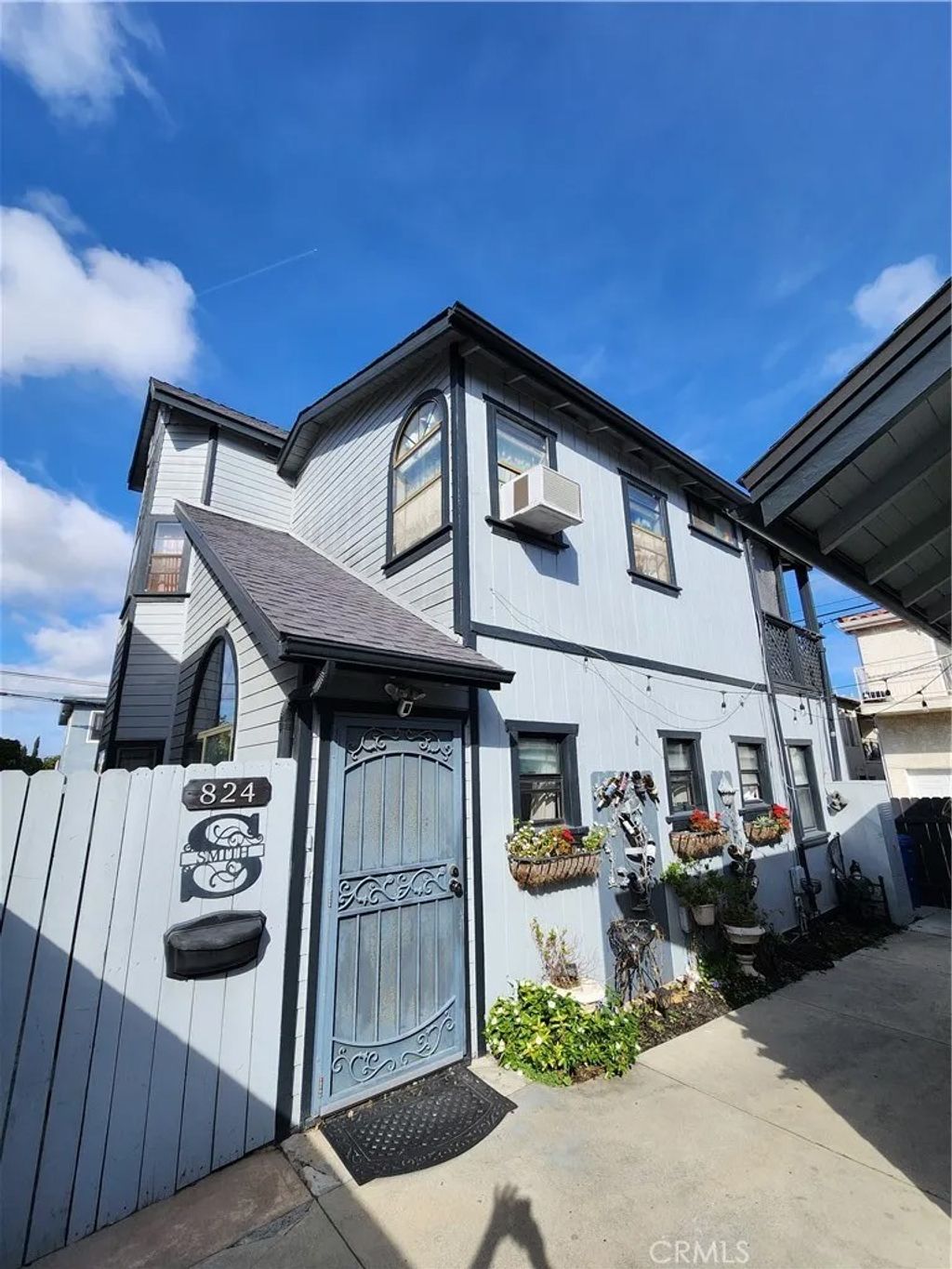 Photo of 822 W 19th St, San Pedro, CA 90731 (MLS # SB26036267)