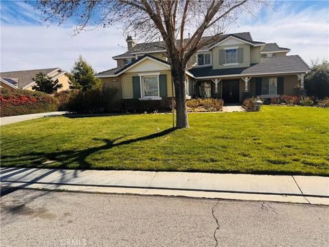 Photo of 41346 43rd St, Quartz Hill, CA 93536 (MLS # SR26049184)