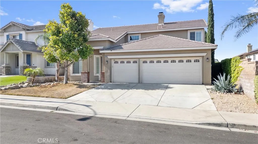 15353 Isabel Lane