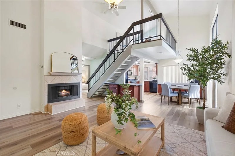 18433 Hatteras 507