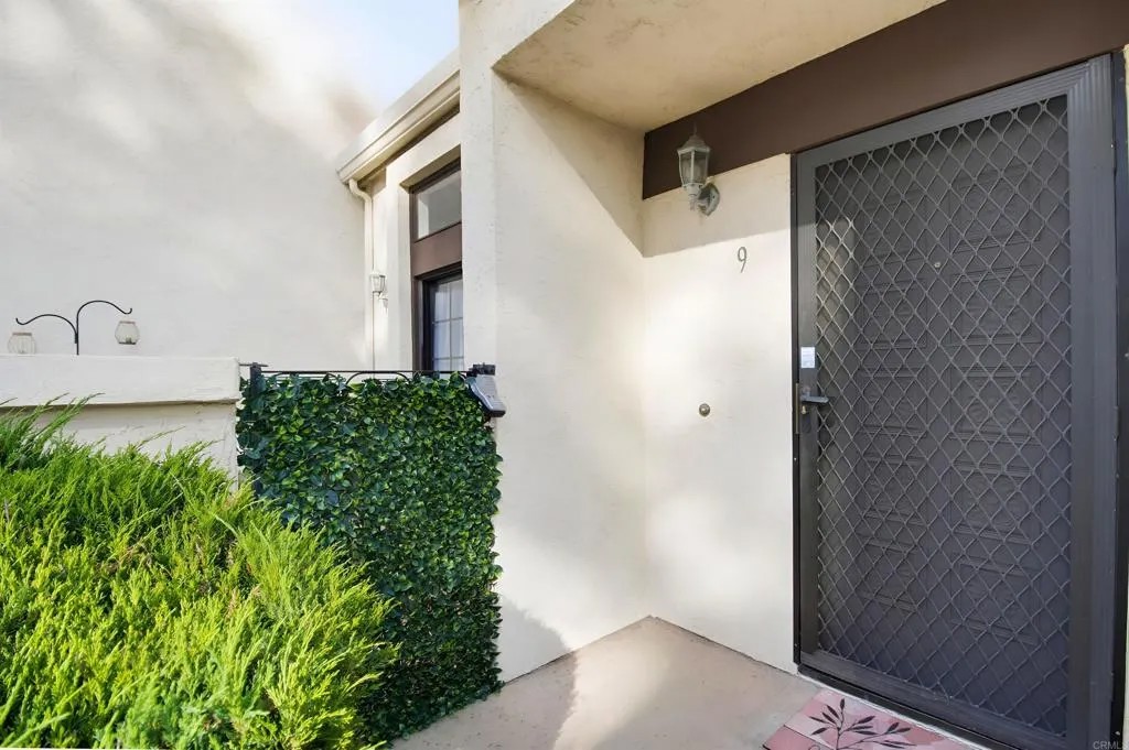 5715 Baltimore Drive 9