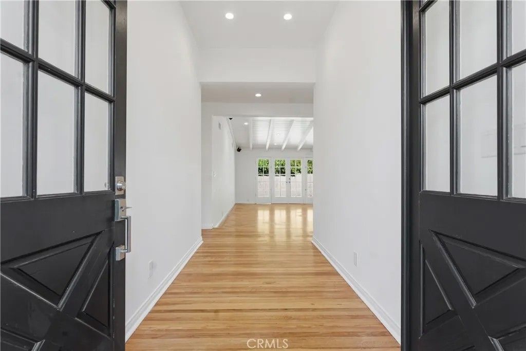 Photo of 5550 Penland Rd, Hidden Hills, CA 91302 (MLS # SR26004161)