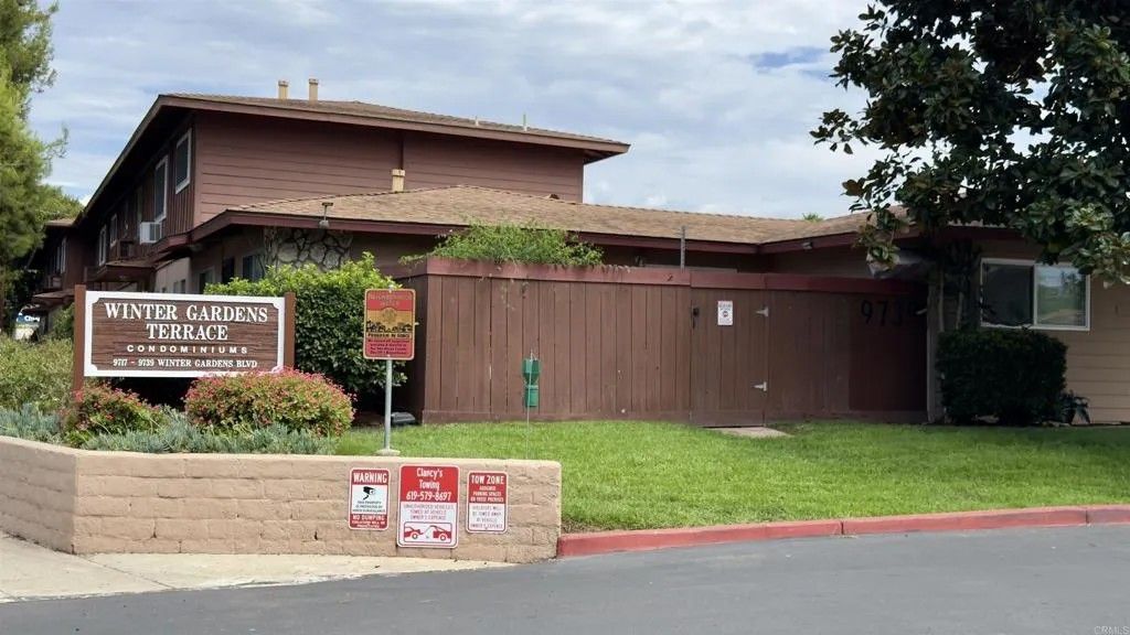 Photo of 9719 Wintergardens Blvd, Lakeside, CA 92040 (MLS # PTP2601464)