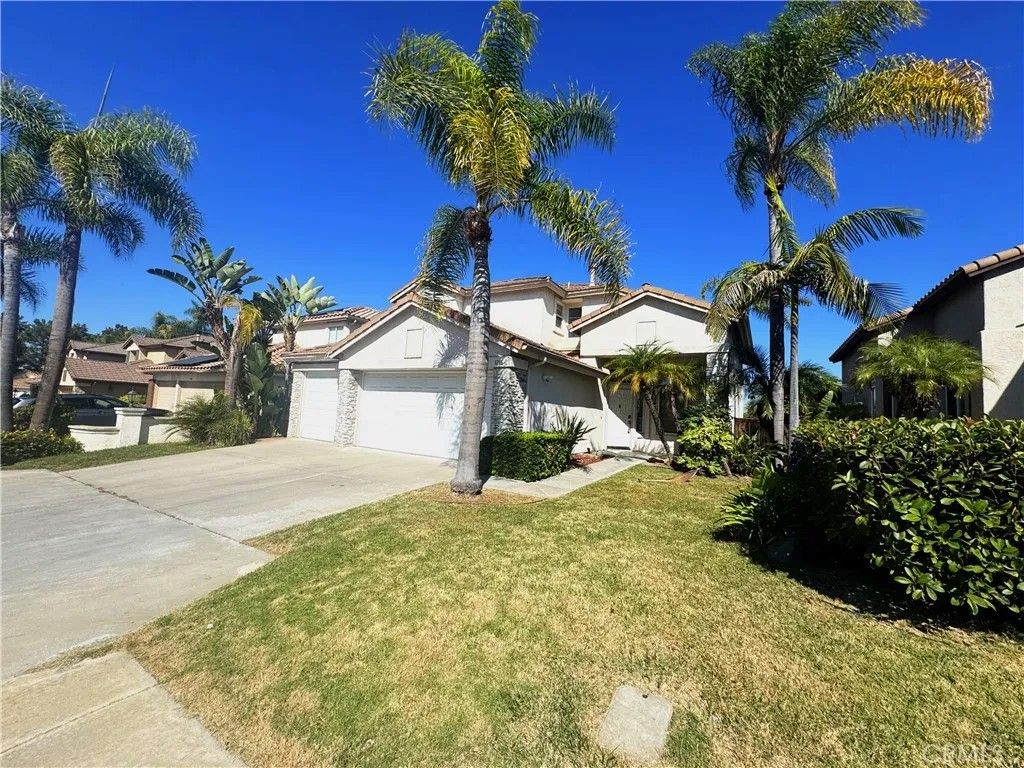 Photo of 1215 Pinehurst Road, Chula Vista, CA 91915 (MLS # CV25238405)