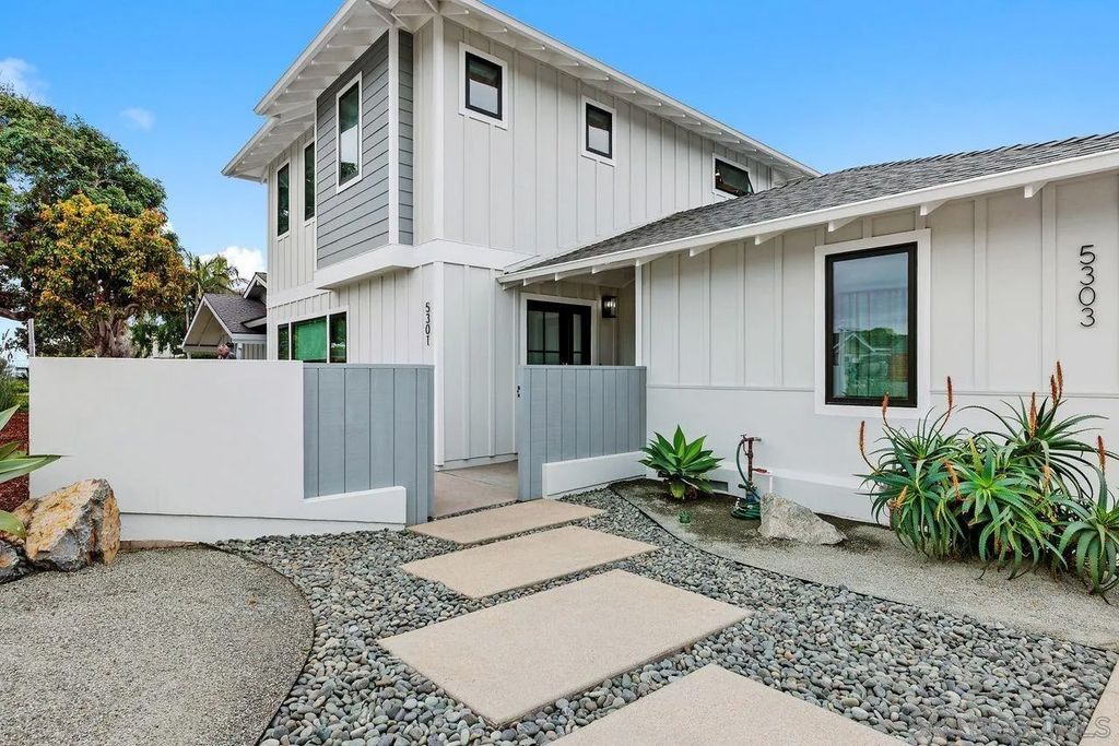 Photo of 5303 Los Robles, Carlsbad, CA 92008 (MLS # 260003471)