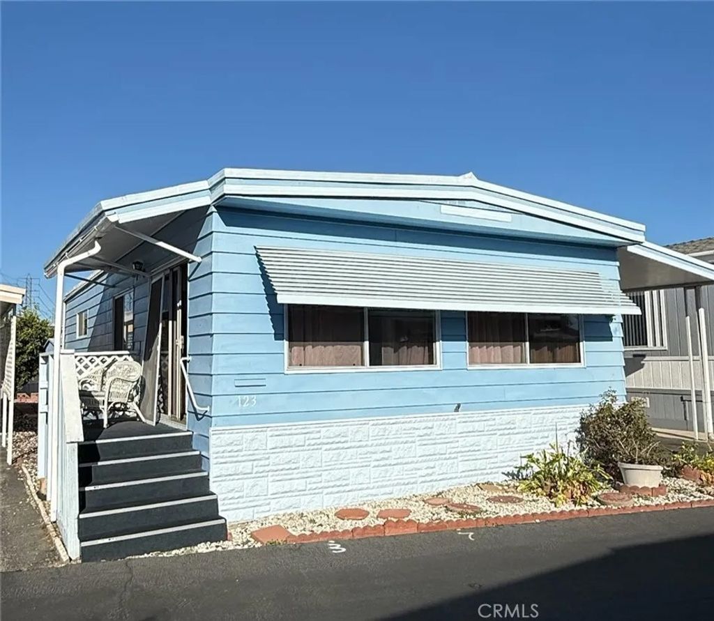 Photo of 17700 S Western Ave #123, Gardena, CA 90248 (MLS # SB26044135)