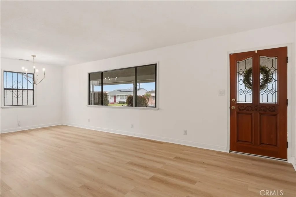 1658 W 110th Place