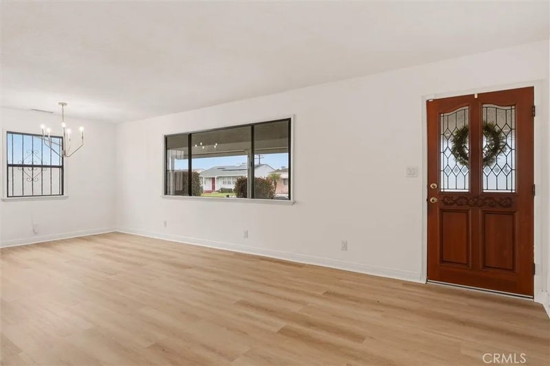 1658 W 110th Place