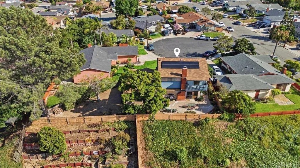 305 Margo Ct