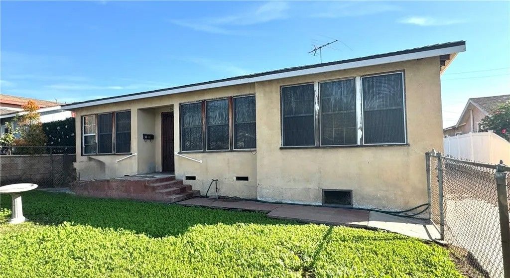 Photo of 468 S Fetterly Ave, Los Angeles, CA 90022 (MLS # PW25277962)