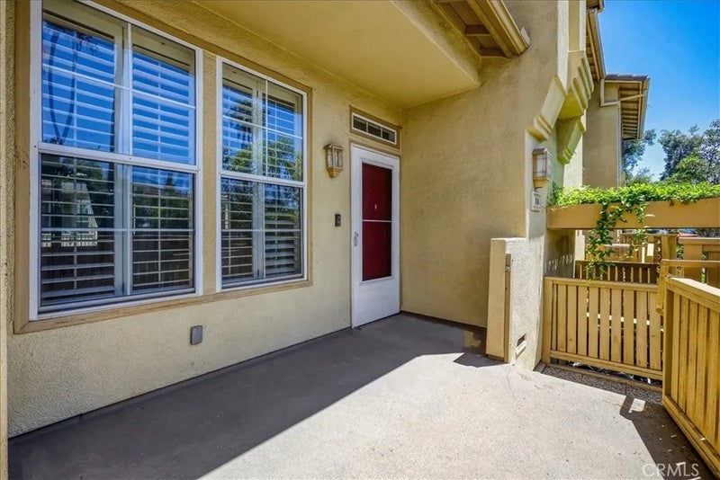 315 W Summerfield Circle