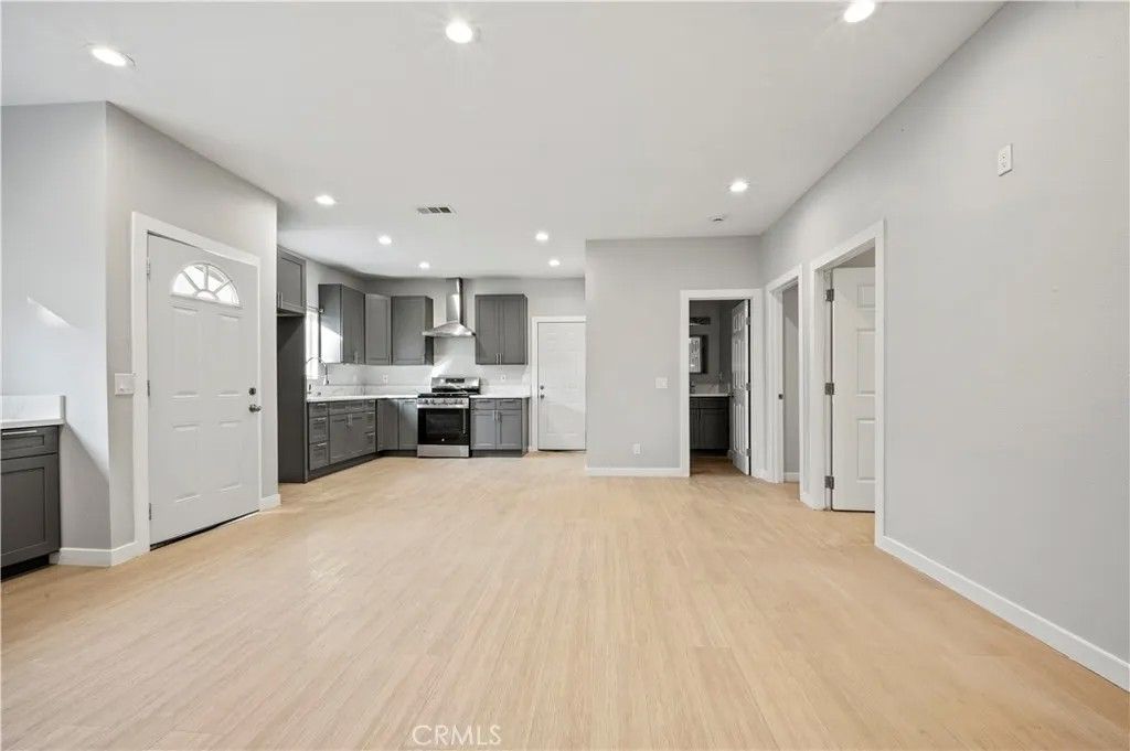 Photo of 1584 W Wakefield Avenue #B, Anaheim, CA 92802 (MLS # OC25276284)