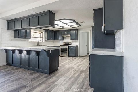 Tiny photo for 13114 Choco Rd, Apple Valley, CA 92308 (MLS # HD25247273)