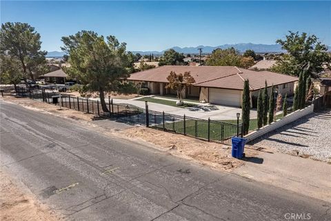 Tiny photo for 13114 Choco Rd, Apple Valley, CA 92308 (MLS # HD25247273)
