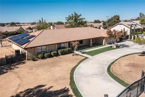 Tiny photo for 13114 Choco Rd, Apple Valley, CA 92308 (MLS # HD25247273)