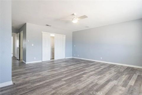 Tiny photo for 13114 Choco Rd, Apple Valley, CA 92308 (MLS # HD25247273)