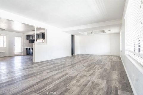 Tiny photo for 13114 Choco Rd, Apple Valley, CA 92308 (MLS # HD25247273)