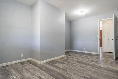 Tiny photo for 13114 Choco Rd, Apple Valley, CA 92308 (MLS # HD25247273)