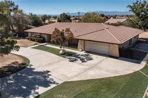 Photo of 13114 Choco Rd, Apple Valley, CA 92308 (MLS # HD25247273) Photo of 13114 Choco Rd, Apple Valley, CA 92308 (MLS # HD25247273)