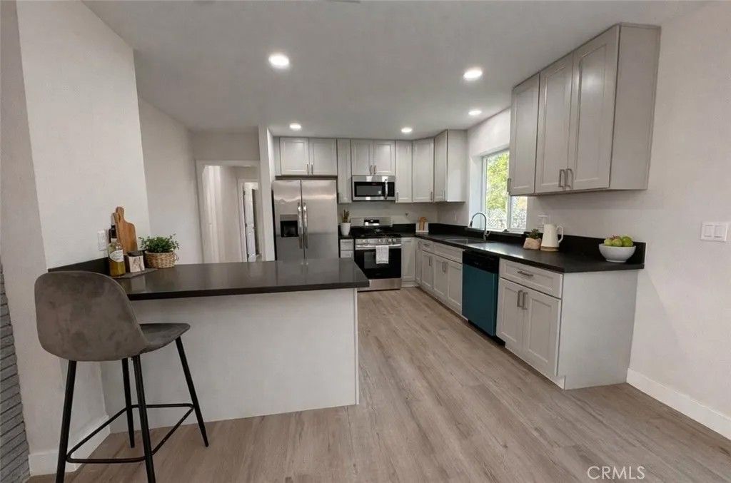 Photo of 11323 Doverwood Dr, Riverside, CA 92505 (MLS # AR25278178)