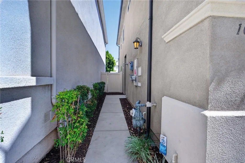Photo of 10250 Angel Lane, Pacoima, CA 91331 (MLS # SR26066299)