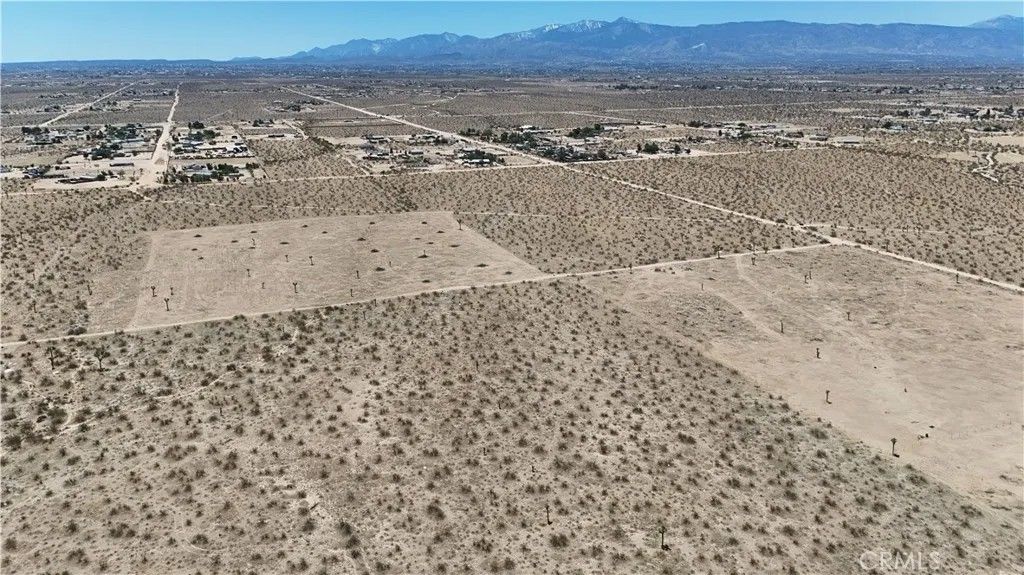 Photo of 4 Victor, Phelan, CA 92371 (MLS # HD26064168)