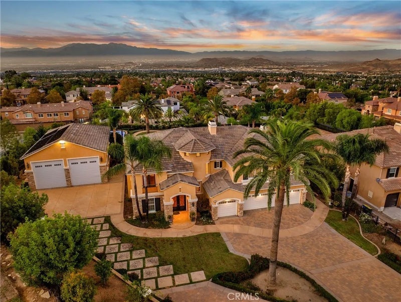 1043 Stowell Ranch
