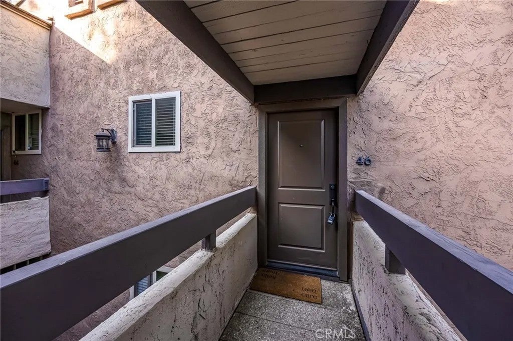 1350 N Escondido 46