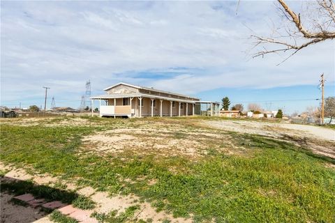 Tiny photo for 13920 Dos Palmas Rd, Victorville, CA 92392 (MLS # HD26028583)
