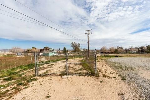 Tiny photo for 13920 Dos Palmas Rd, Victorville, CA 92392 (MLS # HD26028583)