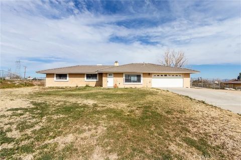 Tiny photo for 13920 Dos Palmas Rd, Victorville, CA 92392 (MLS # HD26028583)