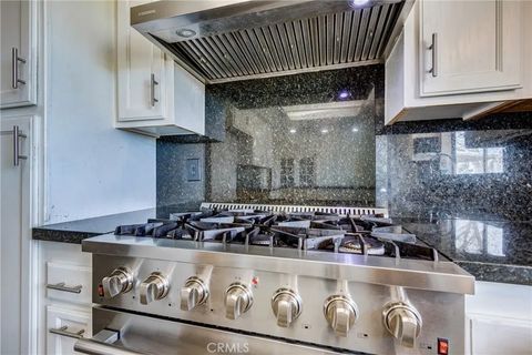 Tiny photo for 13920 Dos Palmas Rd, Victorville, CA 92392 (MLS # HD26028583)