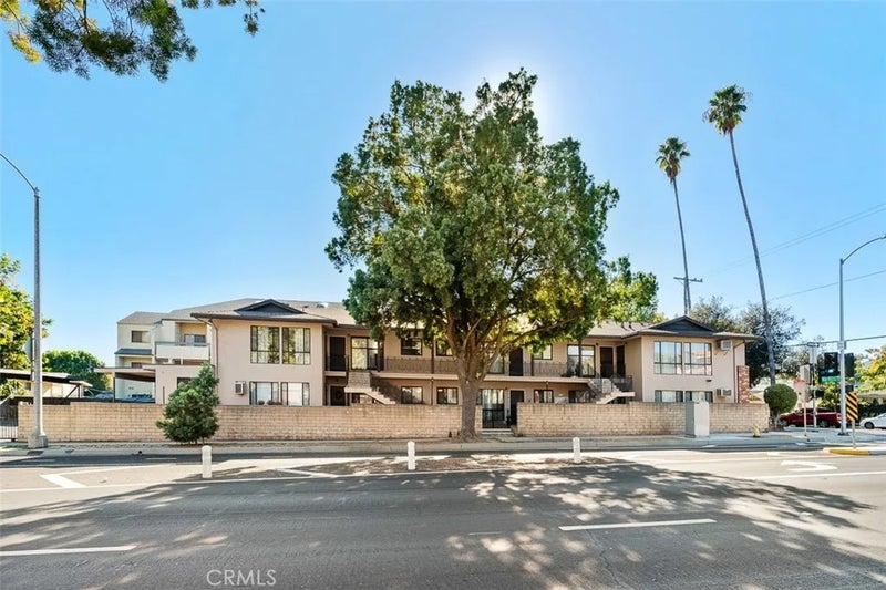 112 N Mar Vista Avenue