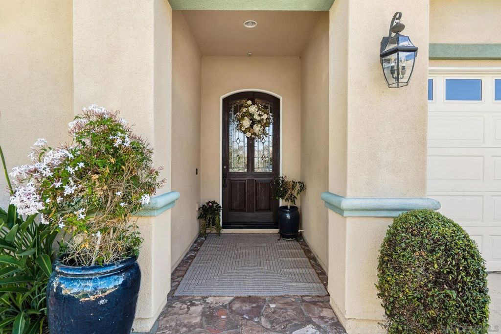 Photo of 10829 la Alberca Ave, San Diego, CA 92127 (MLS # 260003589)