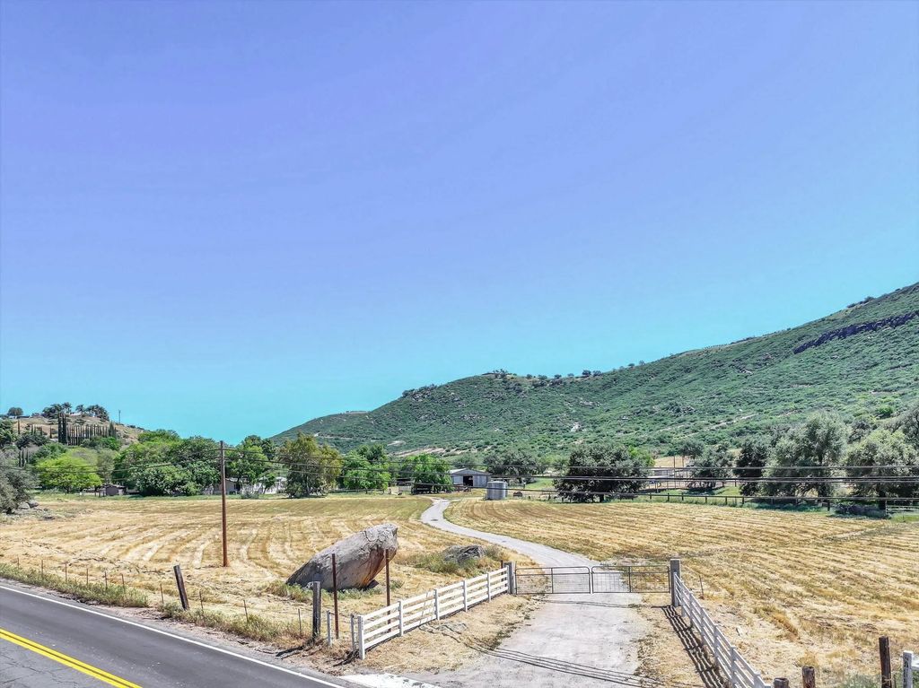 Photo of 24665 E Old Julian Hwy, Ramona, CA 92065 (MLS # 260007311)