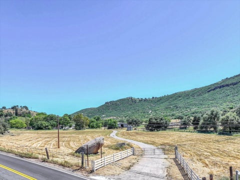 Photo of 24665 E Old Julian Hwy, Ramona, CA 92065 (MLS # 260007311)
