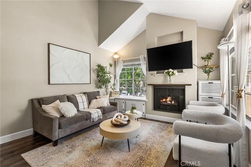 21156 River Glen