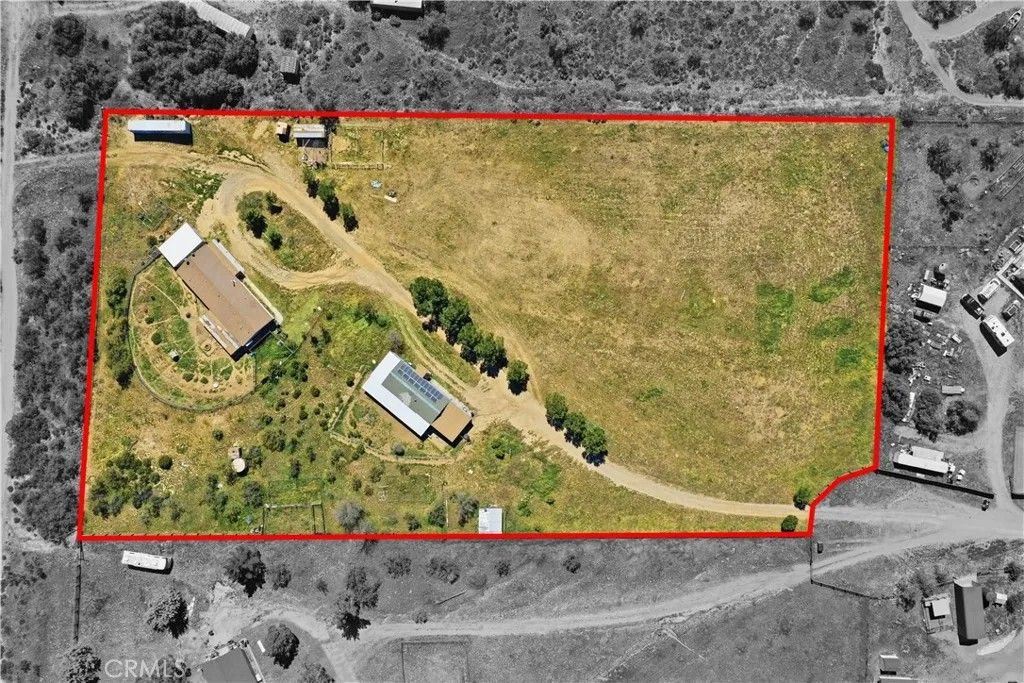 Photo of 53985 Robin Ln, Aguanga, CA 92536 (MLS # SW26056717)