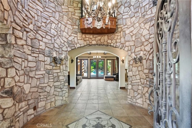 25759 Oak Meadow