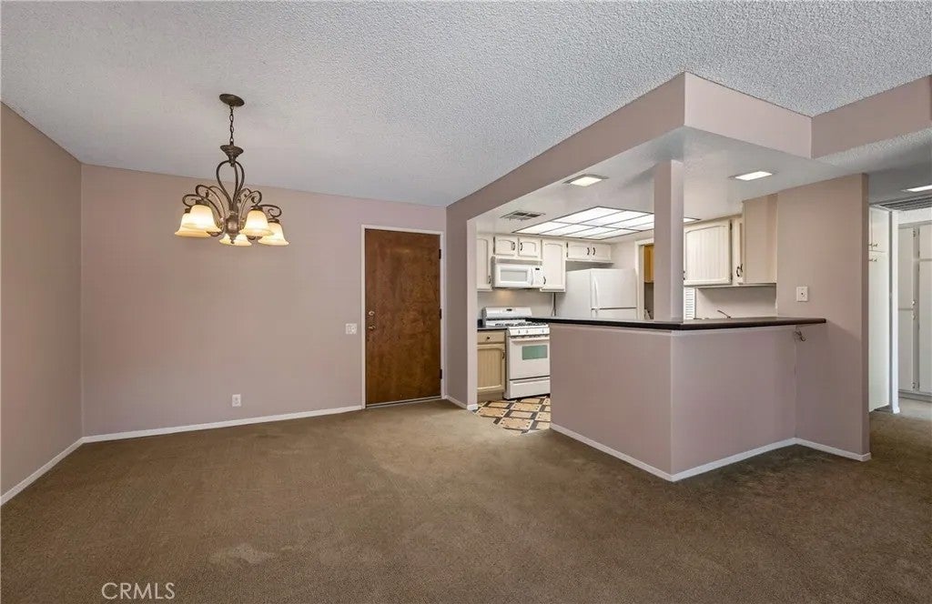 246 E Fern 205