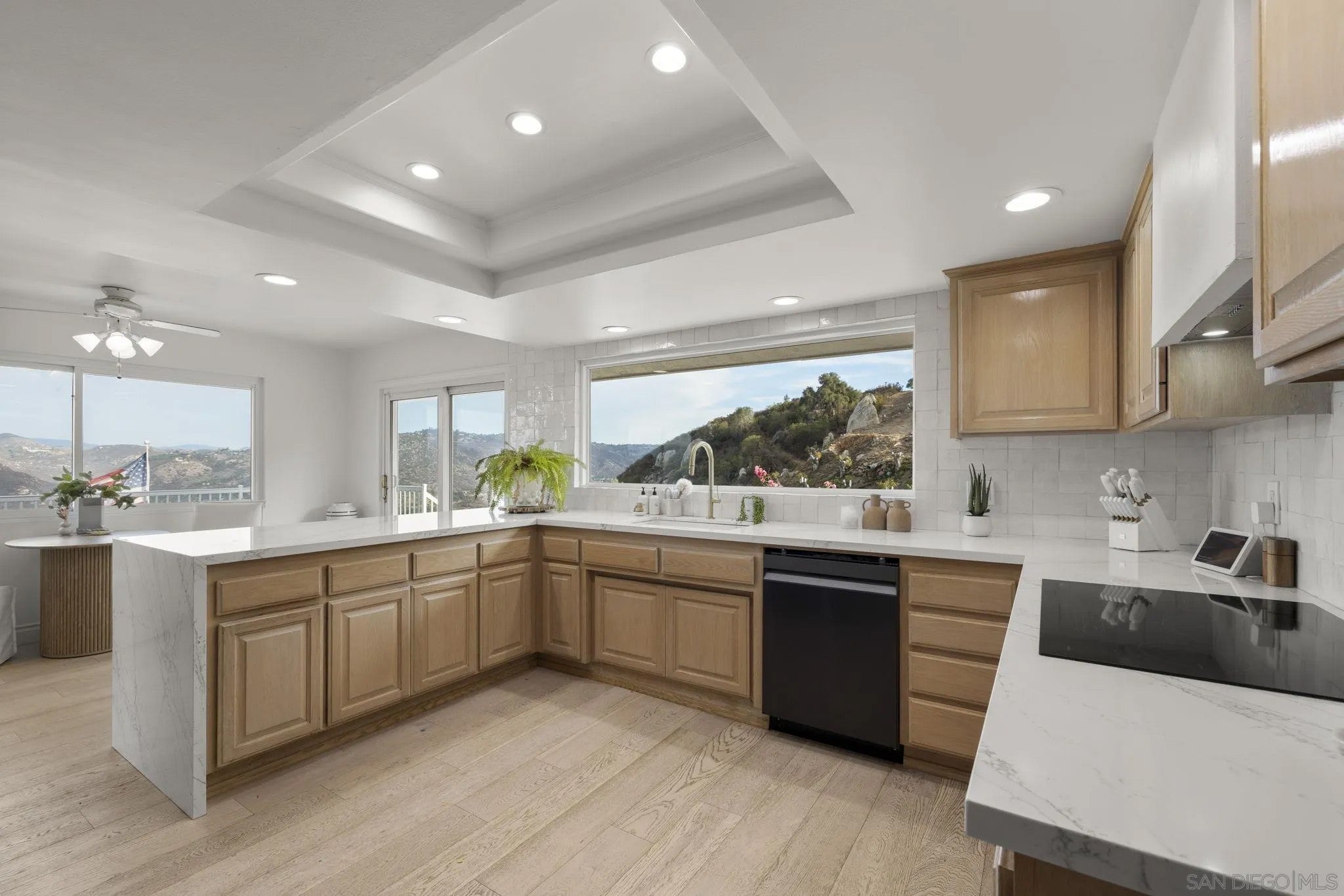 1721 Wild Acres