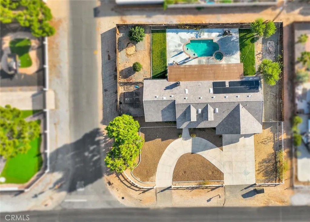 19923 Seneca Road