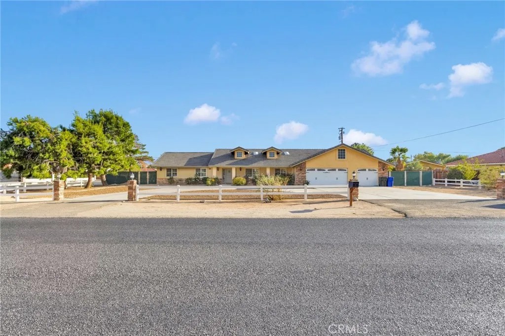 19923 Seneca Road