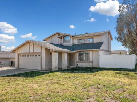 Photo of 2425 Hyatt Rd, San Bernardino, CA 92407 (MLS # CV26017901)