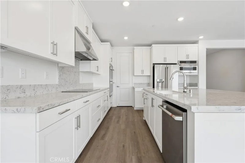 1700 Sandpiper Avenue