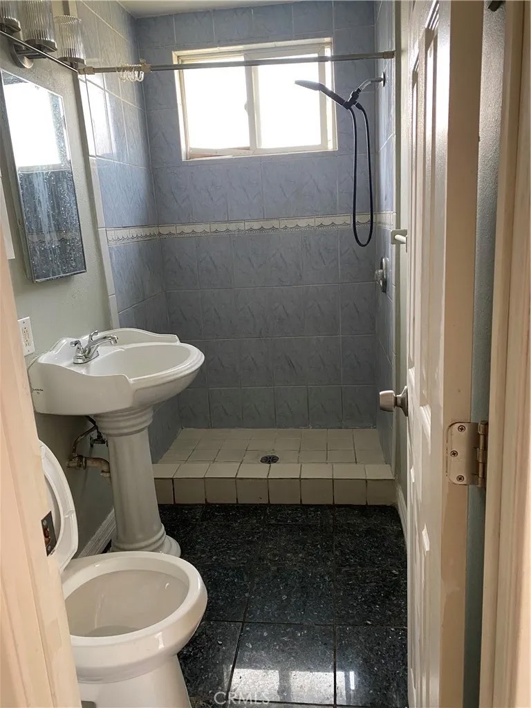 1133 Aldgate