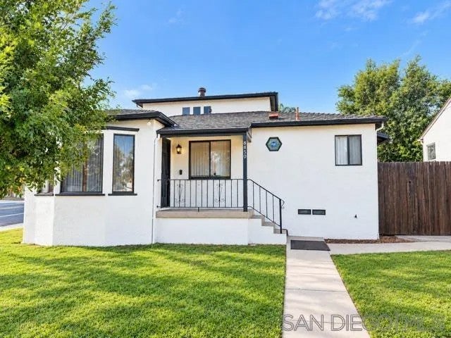Photo of 8850 Madison AVE, La Mesa, CA 91941 (MLS # 260025961)