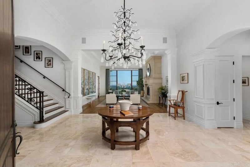 8033 E Entrada De Luz